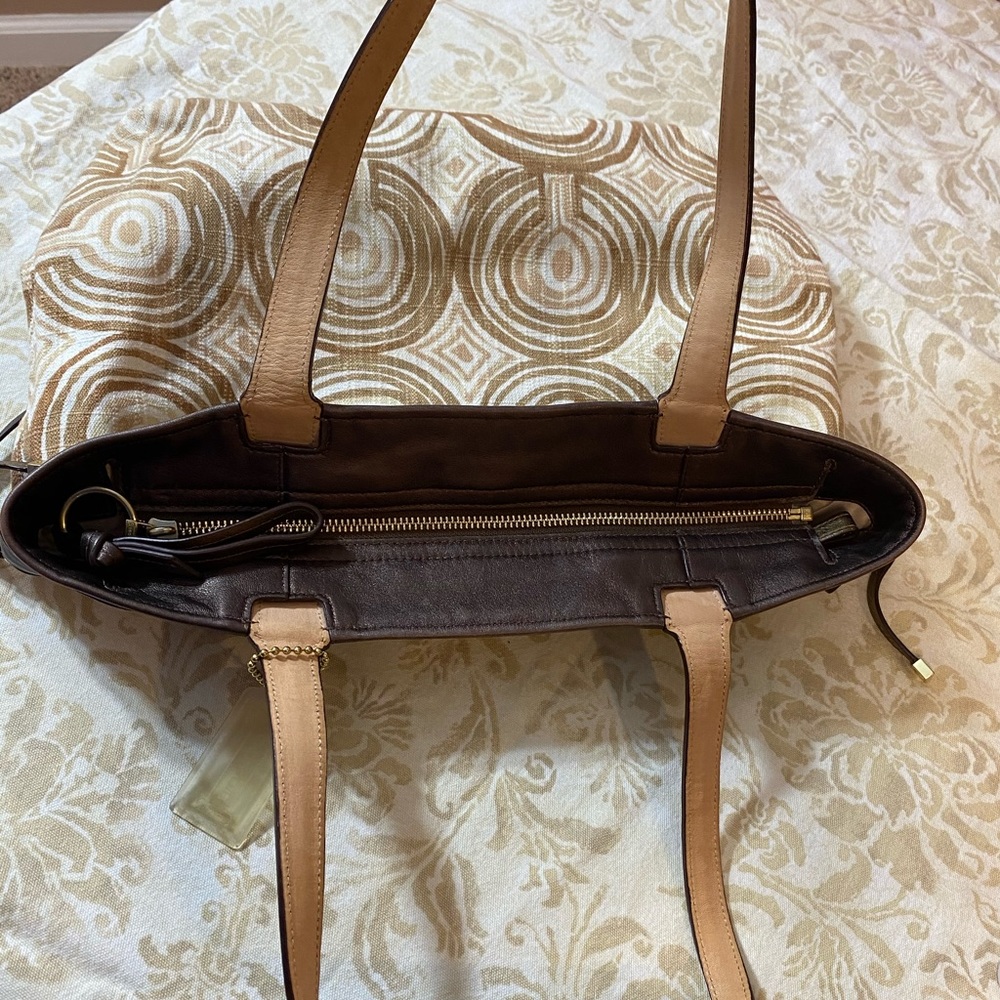 Coach tote - EUC - zipper closure- canvas - Picture 9 of 13